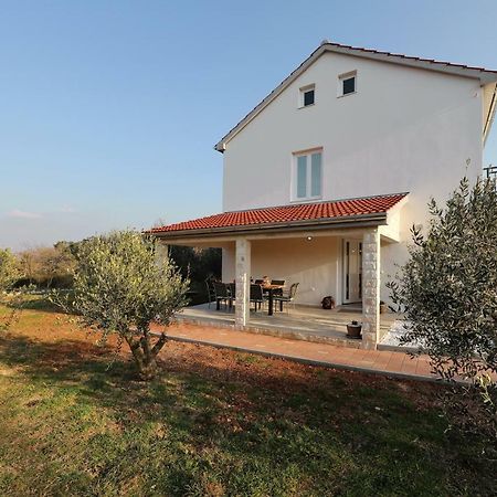 Holiday Home Hrast Debeljak Extérieur photo